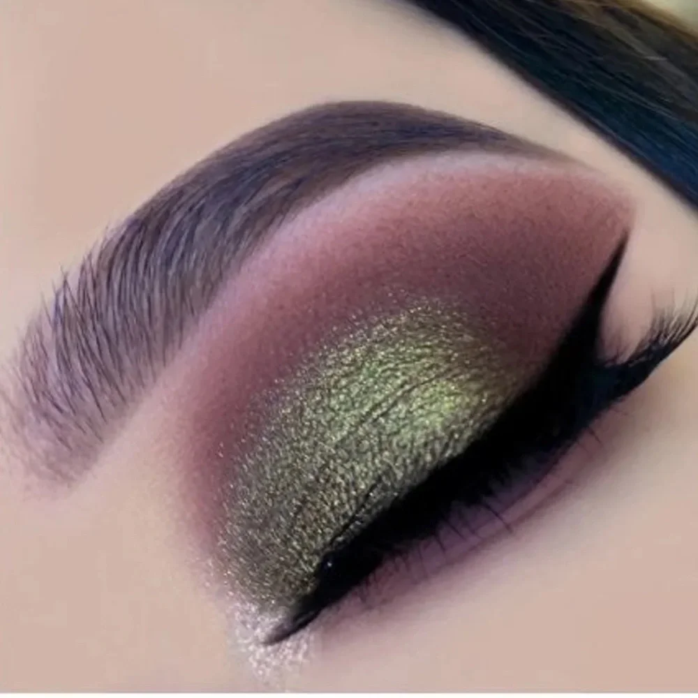 🫒 Violet Voss Cosmetics Olive You Forever Eyeshadow Palette